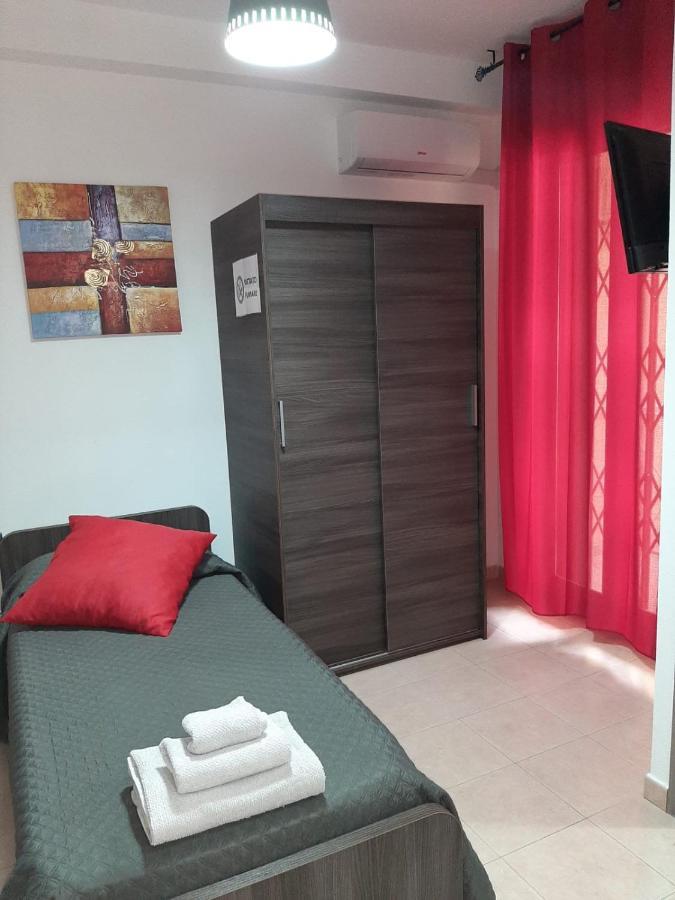 Guesthouse Loru Sestu Szoba fotó